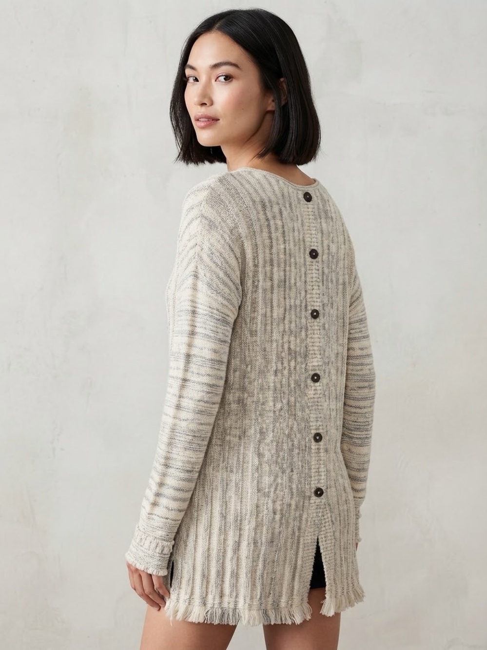 J.Jill Petite sz XS Cream Gray Marled Knit Button-Back Sweater Top